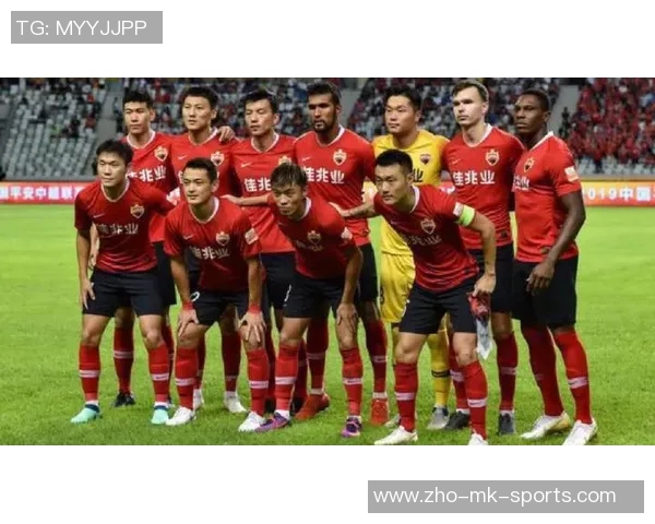 恒大与东方香港的精彩对决分析与赛后评论回顾