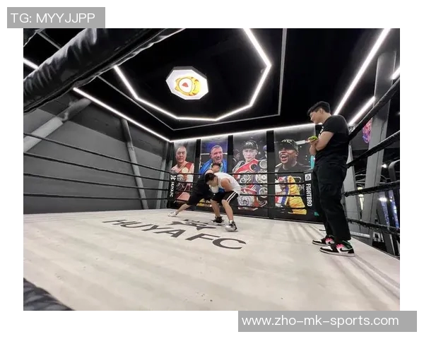 搏击与拳击的较量：技术战术与心理的全面对比分析